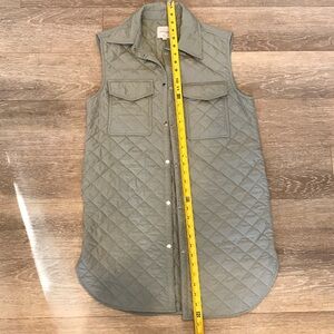 Love Tree Quilted Sleeveless Vest in Sage Green